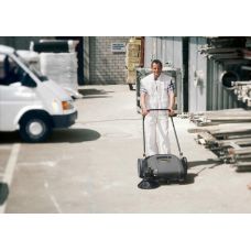Подметальная машина Karcher KM 70/20 C