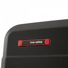 Чемодан Travelite Vector Black S на 4 колесах, черный