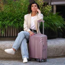 Чемодан Travelite Elvaa Rose S на 4 колесах, розовый