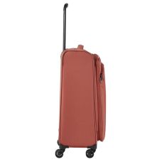 Чемодан Travelite Croatia Coral М exp на 4 колесах, коралловый