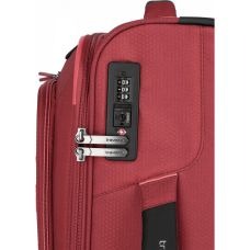 Чемодан Travelite Skaii Red S на 4 колесах, красный