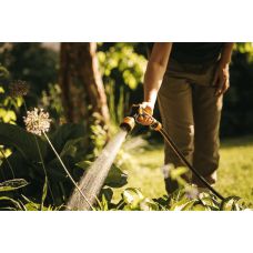 Пистолет-распылитель Fiskars Multi для полива, регулируемый (1023665)