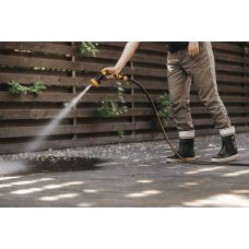 Пістолет-розпилювач Fiskars для поливу, регульований, з 4 функціями (1020446)