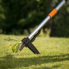 Инструмент для удаления сорняков Fiskars SmartFit™ (1020125)