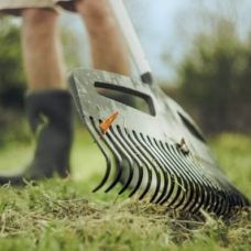 Грабли для уборки листьев Fiskars Xact (L) 490 мм (1027037)