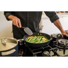 Кастрюля Fiskars Rotisser 3.5 л