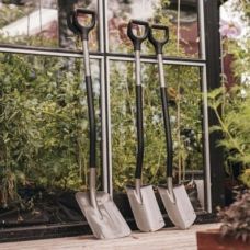 Лопата с закругленным лезвием Fiskars Ergonomic (1066710)