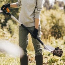Лопата штыковая скругленная Fiskars Xact™ (1066729)