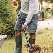 Лопата совковая Fiskars Solid (1066718)