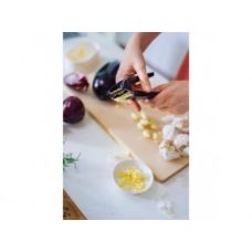 Пресс для чеснока Fiskars Functional Form (1028361)