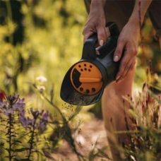 Ручной разбрасыватель Fiskars Solid™ (1057076)