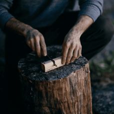 Точило Fiskars для сокир та ножів Norden