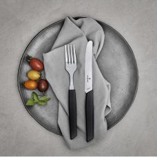 Кухонний ніж Victorinox Swiss Modern Tomato&Sausage, 11 см, з чорн. ручкою