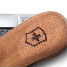 Нож Victorinox EvoWood 81 65мм/5функ/орех