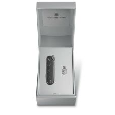 Нож Victorinox Classic SD Brilliant Carbon 58 мм/5 функций/черный