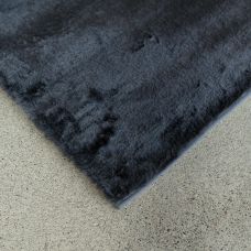 Ковер из искусственного меха NJORD 204х300 см Phantom Graphite серо-черный пушистый