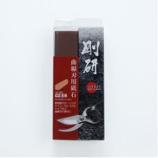 Камень для заточки японский водный 1000 grit, для секаторов и ножей GOUKEN 133x28x20 мм, 0.14 кг (4955571241023) Япония