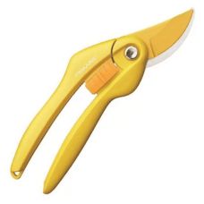 Секатор Fiskars Inspiration Saffron обводной (1027494)