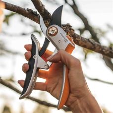 Секатор Fiskars Plus PowerLever P751 цельнометаллический обводной (1057172)