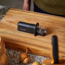 Fiskars Точило для ножей Essential, черное