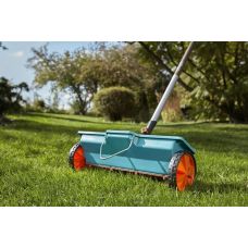 Розкидач-сівалка Gardena Combysystem 3 л,40 см (00420-20. 000. 00)