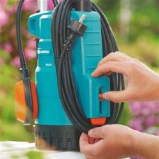 Погружной насос для резервуара с дождевой водой Gardena 4000/2 Classic