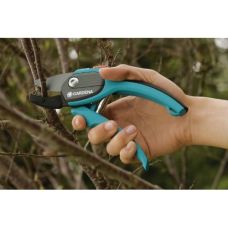 Секатор Gardena Comfort с наковаленкой