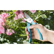 Комплект инструментов с ковшом Gardena 8966-32