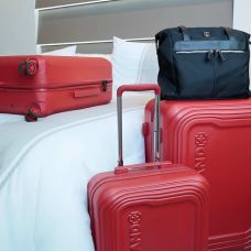 Чемодан Swissbrand London (L) Red (SWB_LHLON201L) Discounted