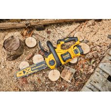 Пила цепная аккумуляторная DeWalt 18В шина 30см 3/8