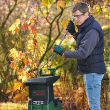 Измельчитель садовый Bosch AXT 25 TC 2500Вт 40об/мин 45мм 53л 30.5кг Режущая система Turbine-Cut низкошумная
