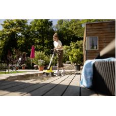 Щеточная машина Karcher PCL 3-18 аккумуляторная 18В щетка 30см подача воды 3.7кг без АКБ и ЗП