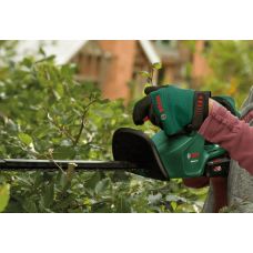 Кусторез аккумуляторный Bosch EasyHedgeCut 18-45 18В лезвие 45см шаг реза 15мм 3.02кг без АКБ и ЗП