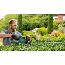 Кусторез Bosch UniversalHedgeCut 50 480Вт 50см шаг реза 26мм 3.67кг