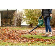 Воздуходув-пылесос садовый Bosch Universal GardenTidy 3000 3000Вт 285км/час 576куб/час мешок 50л 3.4кг