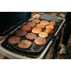 Газовий гриль Weber Traveler чорний