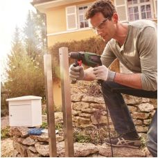 Дрель ударна Bosch UniversalImpact 700 + Набір біт і свердел X-line 15 шт. (060313100F)