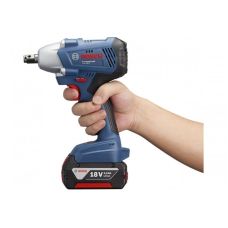 Аккумуляторный ударный гайковерт Bosch GDS 250-LI Professional (06019G6120)