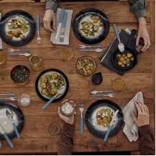 Столовый набор Victorinox Swiss Modern Table Set, 24 предмета (Vx69096.12W2.24)