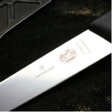 Кухонный нож Victorinox Standard Filleting Flexible, 16 см (Vx53803.16B)