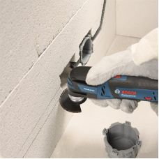 Аккумуляторный многофункциональный инструмент Bosch GOP 12V-28 Professional (06018B5020)