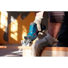 Аккумуляторная ножовка Bosch GSA 12V-14 + 1 x аккумуляторная батарея GBA 12V 2.0Ah (0615990M3Z)