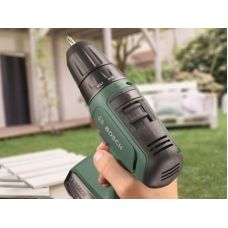 Аккумуляторный шуруповерт Bosch UniversalDrill 18 (2 АКБ) (06039C8005)