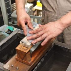Точильный камень японский водный 250/1000/4000 grit HANAKUMAGAWA 205x75x25 мм (4562147500226)